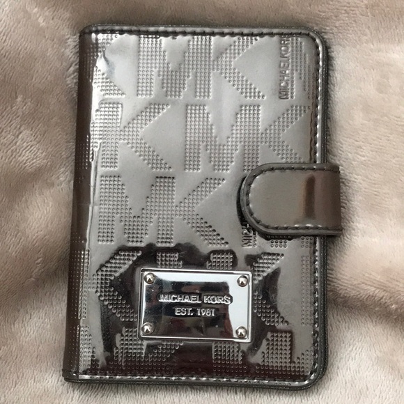 Michael Kors Other - "Metallic" Michael Kors passport/wallet